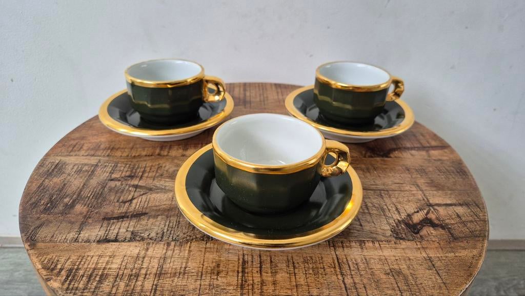 Pillivuyt koffie kop en schotel set - 3 stuks, Huis en Inrichting, Keuken | Servies, Ophalen of Verzenden, Zo goed als nieuw, Overige stijlen