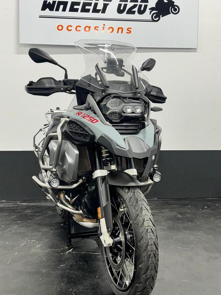 Bmw R 1250 GSA. (Nardo grijs), Motoren, Motoren | BMW, Bedrijf, Toermotor, Ophalen of Verzenden