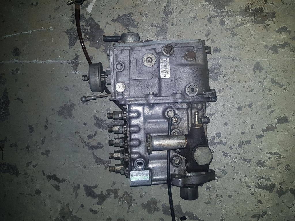 Dieselpomp Mercedes-Benz 200-300D 1981, Ophalen of Verzenden