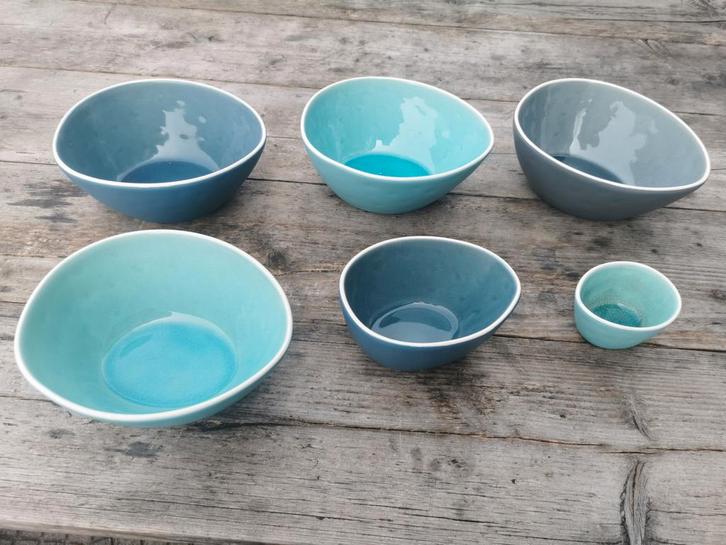 JEWEL  6 keramische schalen in blauw- en grijstinten, Huis en Inrichting, Woonaccessoires | Schalen en Manden, Rond, Porselein of Keramiek