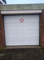 Garage deur.  2400,breed   2100,hoog, Doe-het-zelf en Verbouw, Ophalen, Gebruikt, 120 cm of meer, Garagedeur