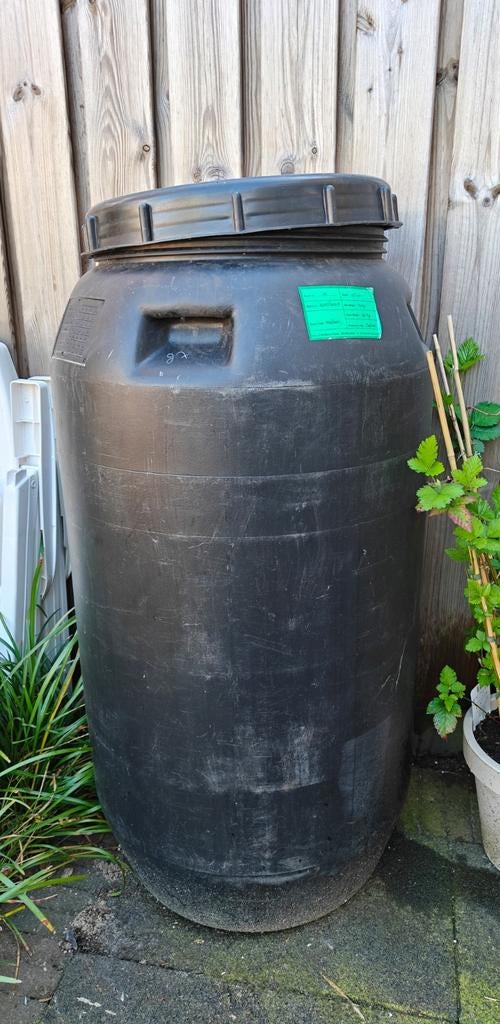 Grote ton / voerton / regenton / dekselvat, Tuin en Terras, 150 liter of meer, Ophalen, Gebruikt, Kunststof