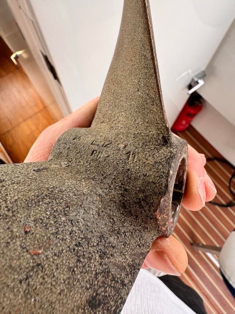 Bronzen scheepsschroef rechts draaiend 13 .5 x 11, Watersport en Boten, Ophalen of Verzenden, Gebruikt, Motor en Techniek, Motorboot