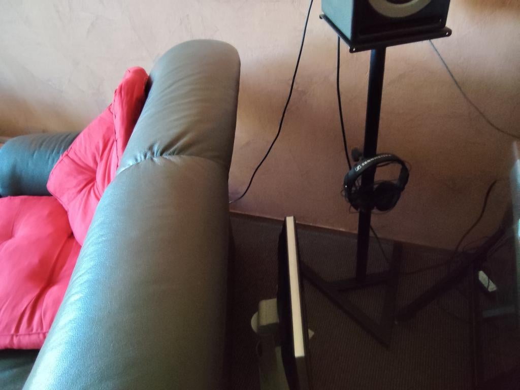 2x Verstelbare Speaker Standaards - Zo goed als nieuw, Muziek en Instrumenten, Standaards, Ophalen, Zo goed als nieuw, Instrumentstandaard