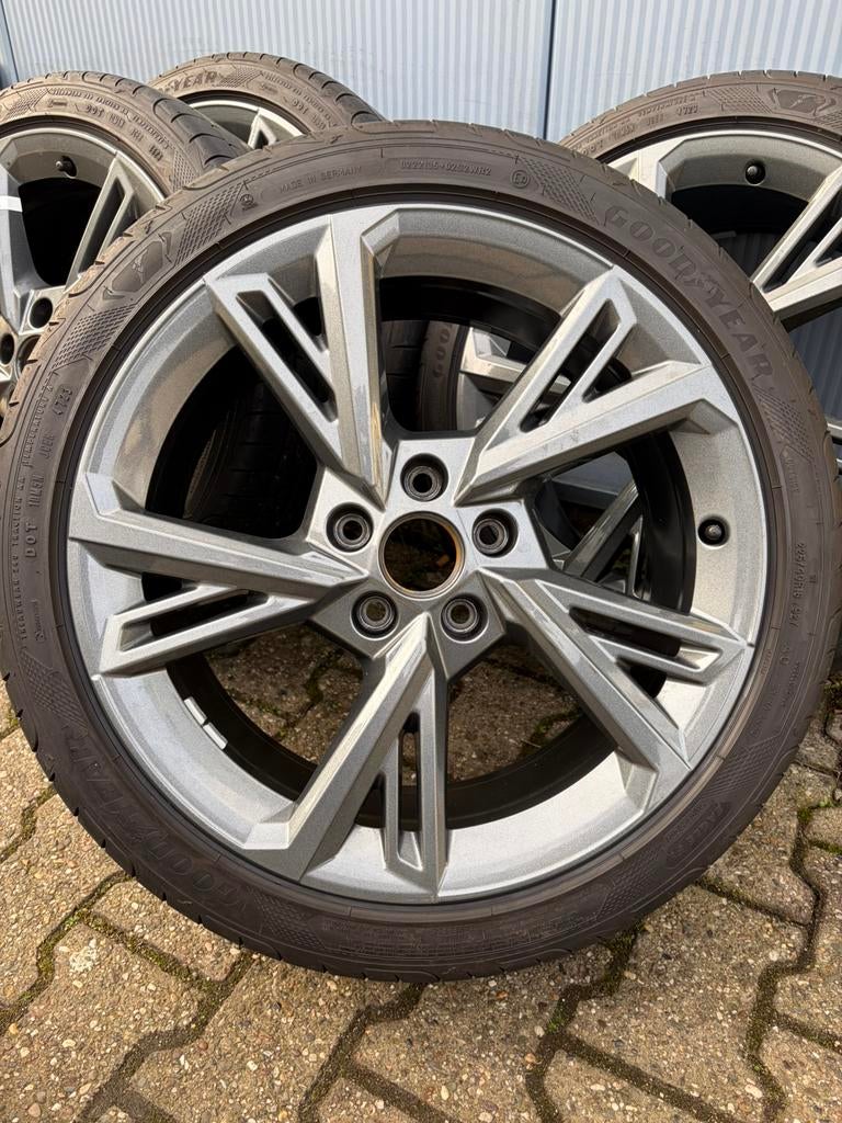 ZGAN 18” Originele Audi A3 S3 S-line Velgen + Zomerbanden, Auto-onderdelen, Banden en Velgen, 18 inch, Banden en Velgen, Ophalen of Verzenden