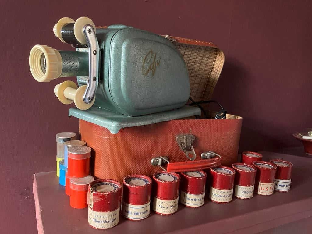 Vintage Cifo projector, Verzamelen, Fotografica en Filmapparatuur, Ophalen of Verzenden, 1960 tot 1980, Projector