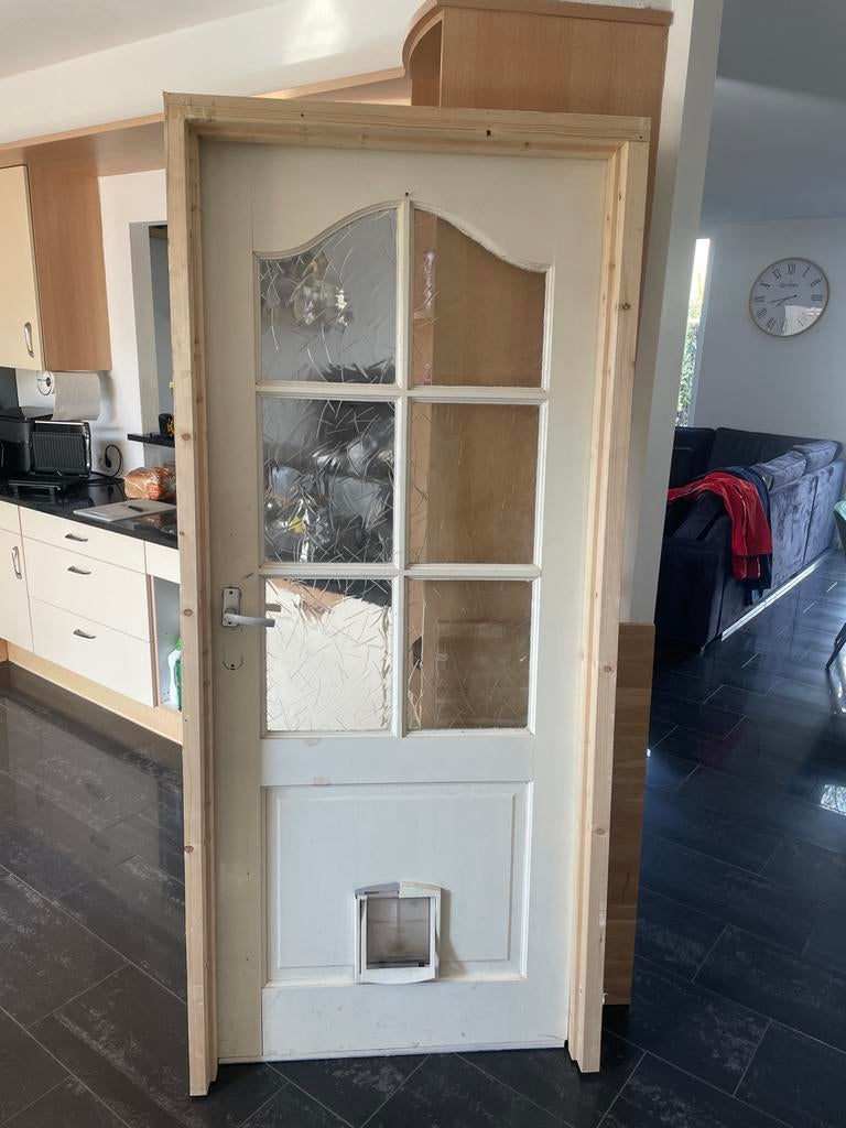 Binnendeur met glas en kattenluik, Ophalen, Gebruikt, 80 tot 100 cm, Binnendeur