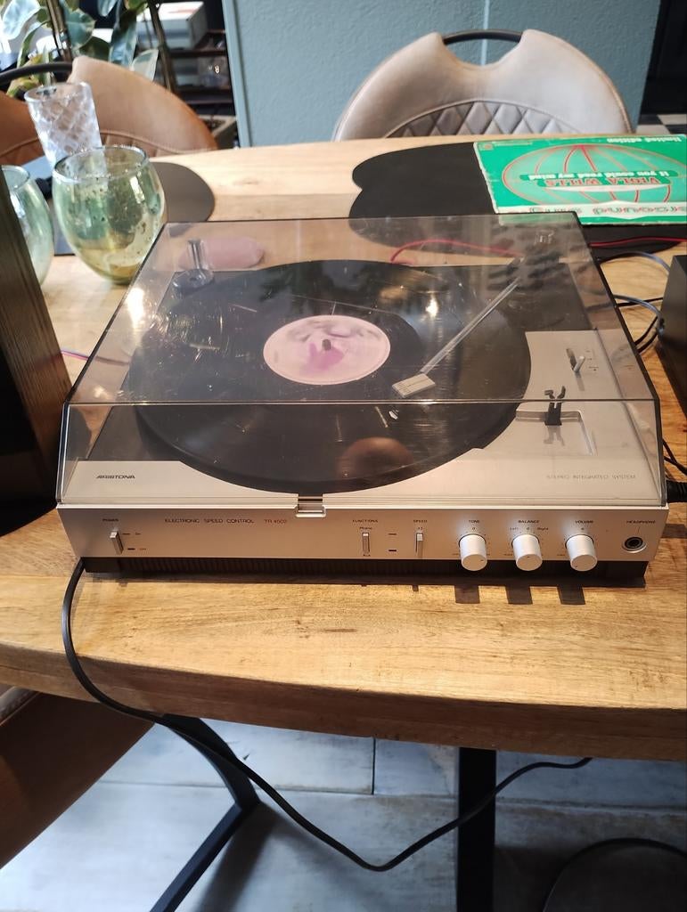 Aristona TR4502 (= Philips) platenspeler met JVC boxen, Audio, Tv en Foto, Stereo-sets, Gebruikt, Cd-speler, Speakers, Philips