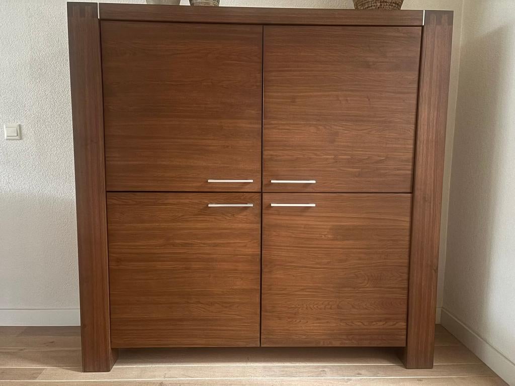 Moderne massief eiken eetkamerkast en tv-meubel (T.e.a.b.), Ophalen, 150 tot 200 cm, Eikenhout, Zo goed als nieuw