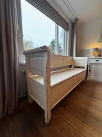 Oude klepbank met opbergruimte, eventueel handgemaakt kussen, Ophalen