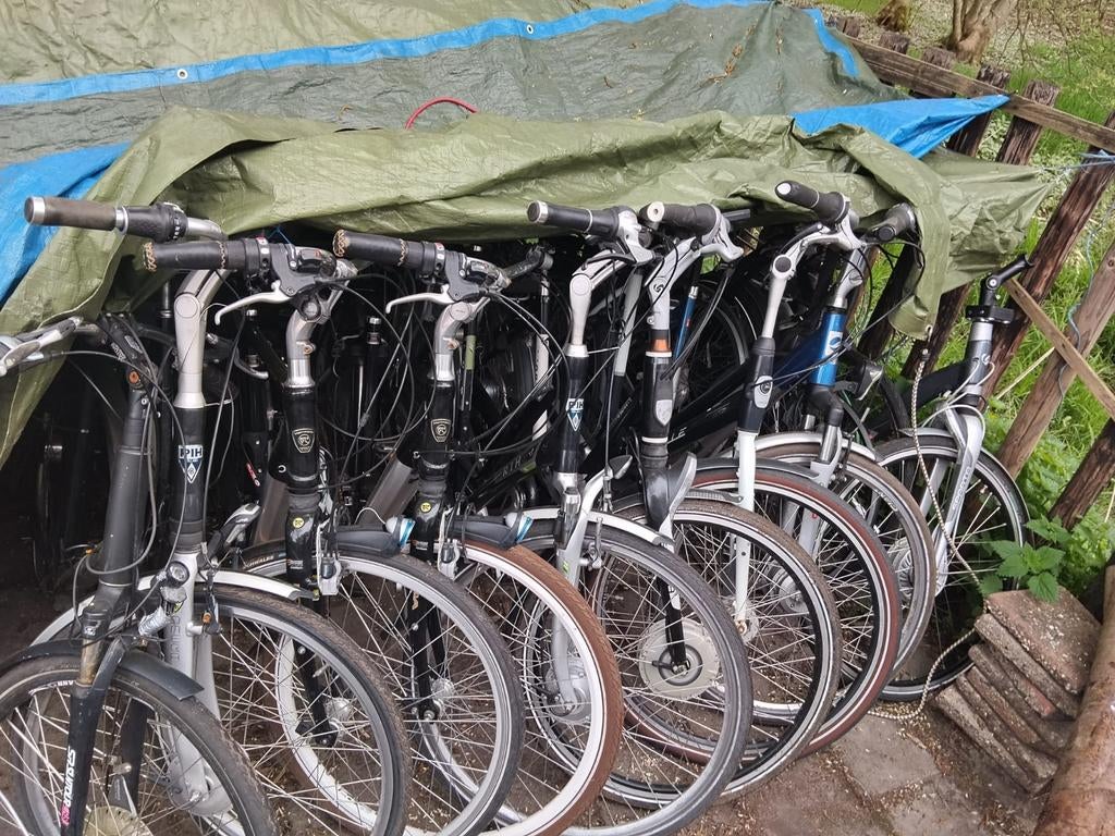 Partij van 9 fietsen voor opkoper, handelaar, (8 ebikes), Fietsen en Brommers, Ophalen, Gebruikt