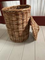 Grote rieten wasmand met deksel, Ophalen, Mand, Rond, Zo goed als nieuw
