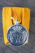 zilveren mil. onderscheiding voor trouwe dienst, Verzamelen, Ophalen of Verzenden, Landmacht, Nederland, Embleem of Badge