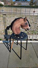 Leuke bruine hobbyhorse met stok en hoofdstel, Dieren en Toebehoren, Ophalen of Verzenden, Gebruikt