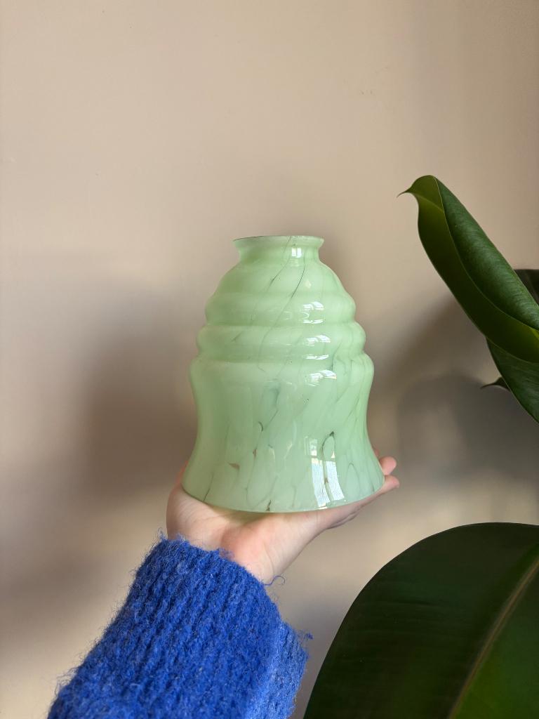 Vintage groene glazen lampenkap - opaline - jaren 70, Ophalen, Zo goed als nieuw, Rond, Minder dan 25 cm