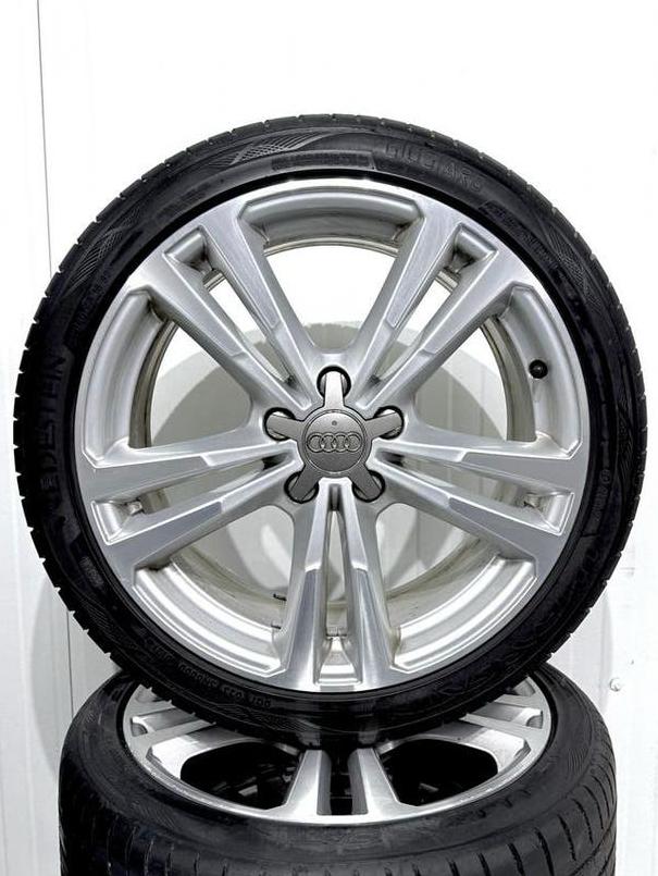 18” INCH AUDI SPORT VELGEN ORIGINEEL A3/S3 ZOMERBANDEN, Auto-onderdelen, Ophalen, 18 inch, Band(en), Zomerbanden