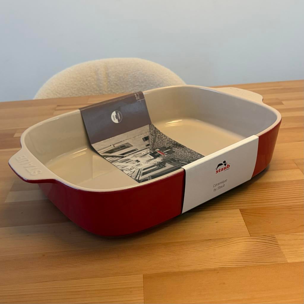 Staub ovenschaal rood 34x26 cm, Ophalen of Verzenden, Nieuw