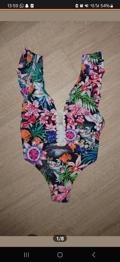 Pippas badpak met bloemenprint, Kleding | Dames, Badmode en Zwemkleding, Overige kleuren, Verzenden, Pippas, Badpak