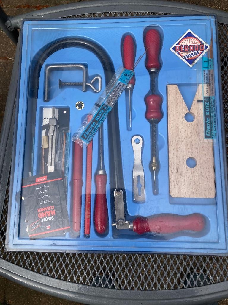 Te Koop Figuurzaagset, Ophalen