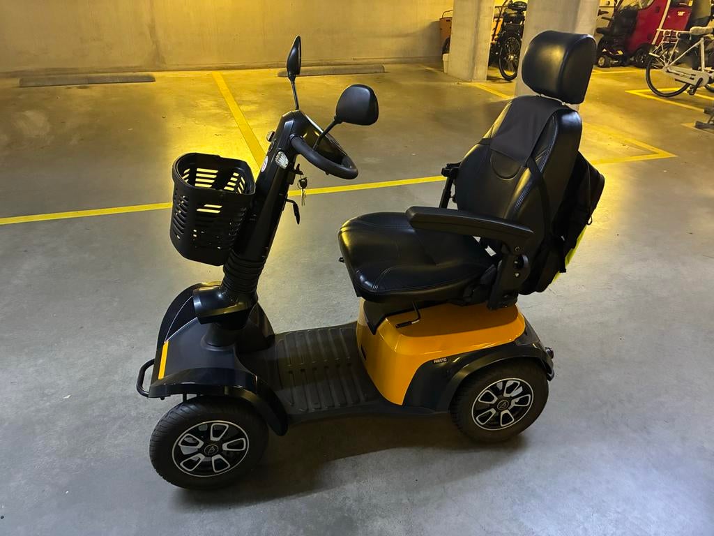 Mooie Presto scootmobiel, Ophalen, Life and Mobility, Zo goed als nieuw, 36 t/m 45 km