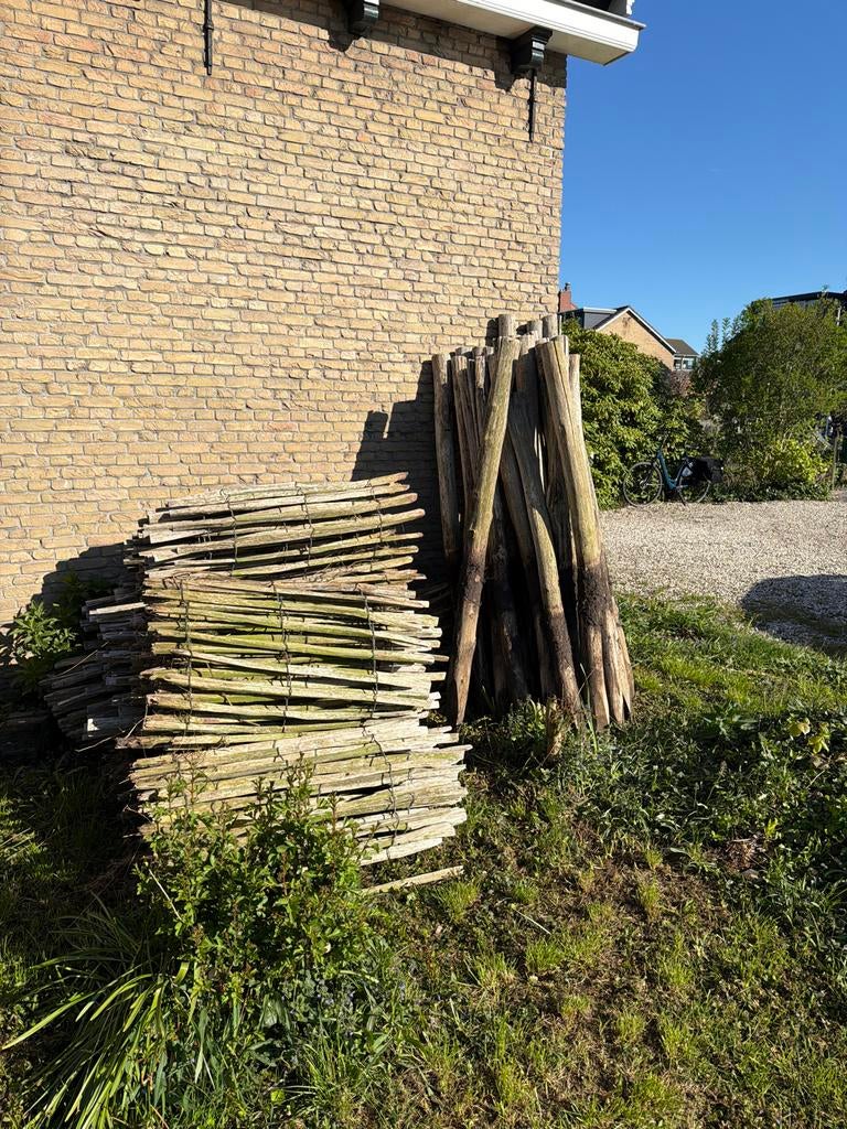 Gebruikt schapenhek, 30 meter inclusief palen, Tuin en Terras, Ophalen, Gebruikt, Hout, Overige typen