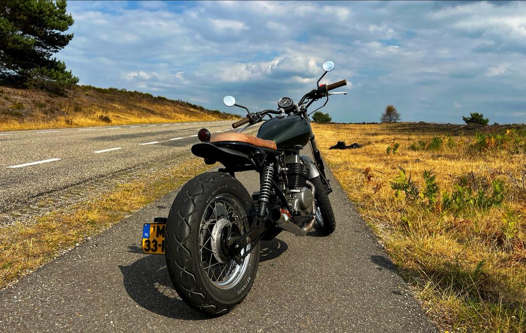 Unieke Honda CMX250 Rebel Custom Cafe Racer - Groen, 2 cilinders, Particulier, Overig, Minimaal motorrijbewijs A2