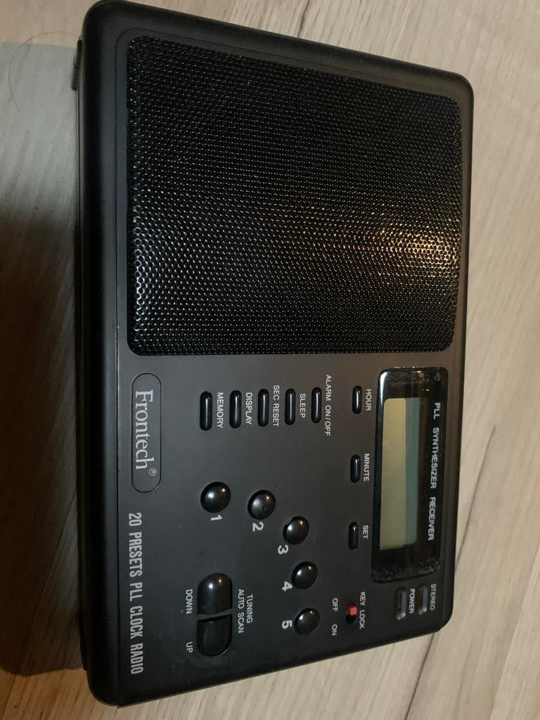 Frontech PLL Clock Radio, Audio, Tv en Foto, Ophalen of Verzenden, Zo goed als nieuw, Radio