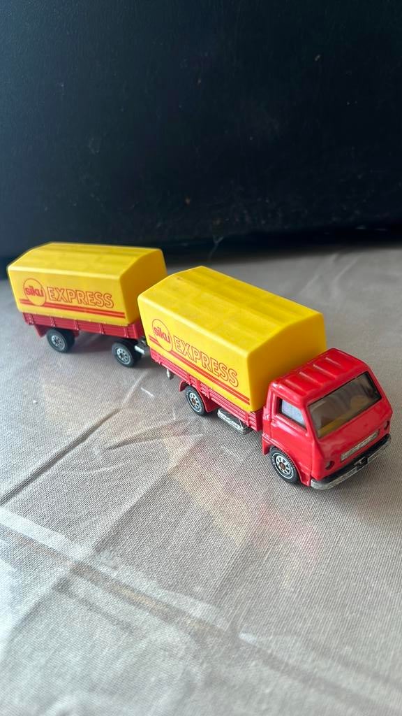 Siku 1919 MAN-VW Truck with Trailer, Ophalen of Verzenden, Zo goed als nieuw