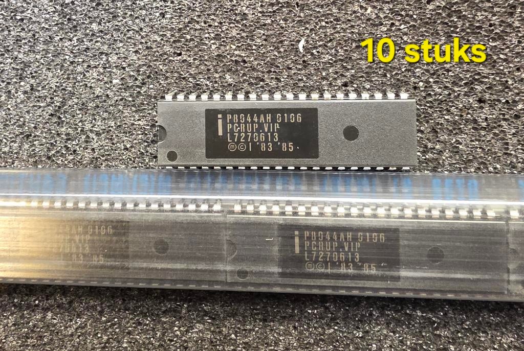 P8044AH  10 stuks, Hobby en Vrije tijd, Elektronica-componenten, Ophalen of Verzenden, Nieuw