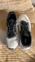 Oncloud Runners Maat 43 - Unisex, Verzenden, Zo goed als nieuw, Wit, Sneakers of Gympen