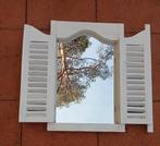 BROCANTE SPIEGEL MET LOUVRE LUIKEN WIT 40 X 60, Huis en Inrichting, Ophalen, Minder dan 50 cm, Gebruikt, Minder dan 100 cm