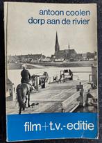 Toon kortooms: Dorp aan de rivier, Boeken, Gelezen, Toon Kortooms, Noord-Brabant, Ophalen of Verzenden