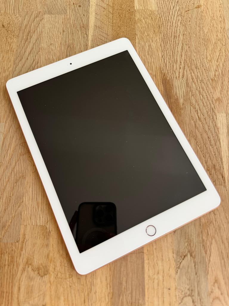 6th Generation iPad 128GB with apple pencil, Computers en Software, Apple iPads, 10 inch, Rose Goud, Gebruikt, Apple iPad