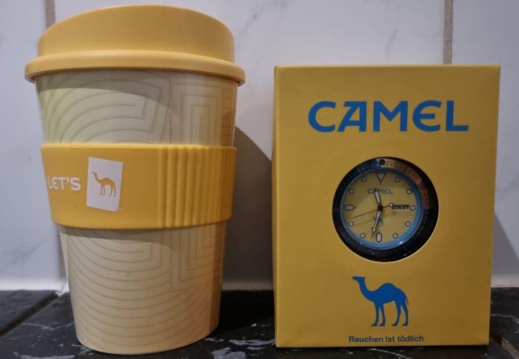 nieuw in doos camel horloge, collectoritem + drinkbeker, Sieraden, Tassen en Uiterlijk, Horloges | Heren, Overige merken, Polshorloge