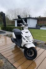 Piaggo zip 2020 model iget heel netjes onderhouden, Ophalen, Piaggio, Overige typen, Lifegadgets