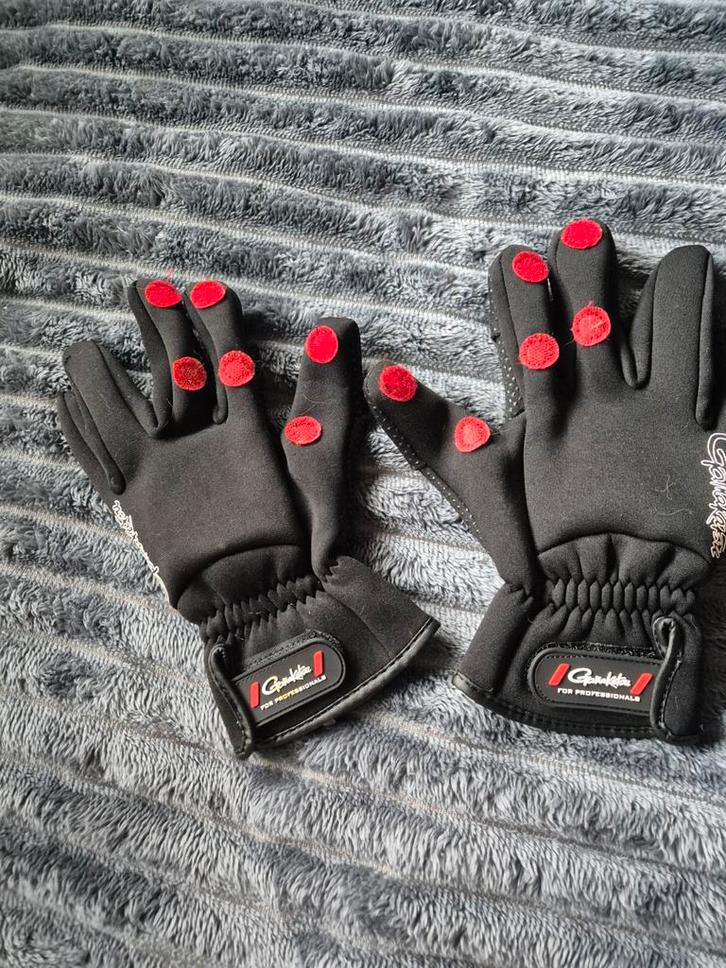 Gamakatsu Vissershandschoenen - Zo goed als nieuw, Watersport en Boten, Hengelsport | Algemeen, Ophalen of Verzenden