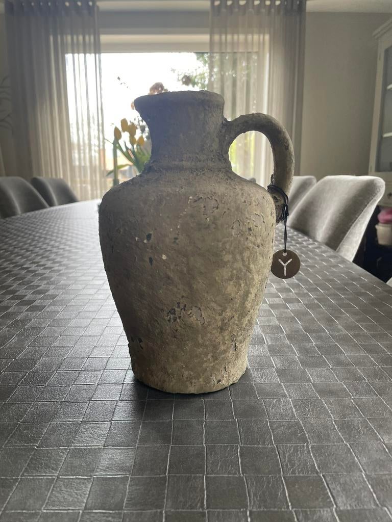 Leuke betonnen kruik, vaas, landelijk, Huis en Inrichting, Woonaccessoires | Vazen, Ophalen, Steen, Overige kleuren, Zo goed als nieuw