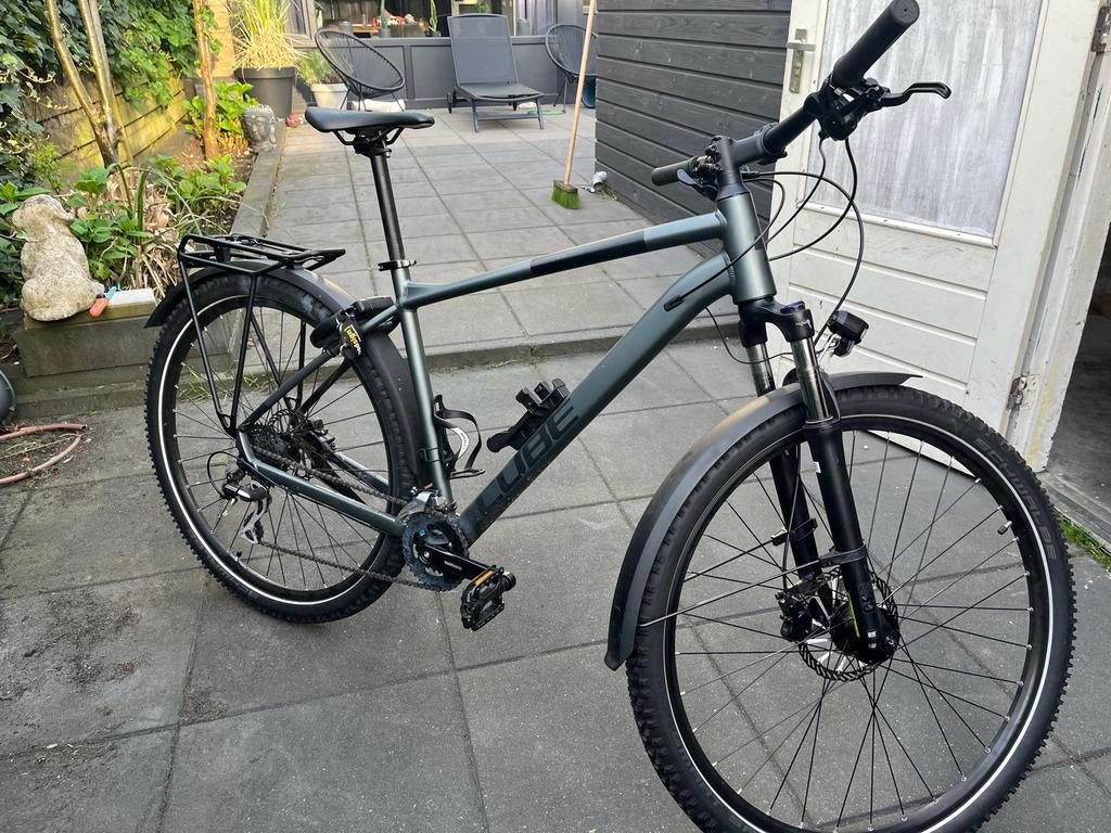 Cube fiets met schijfremmen en bagagedrager, Versnellingen, Zo goed als nieuw, Schijfrem, 53 tot 57 cm