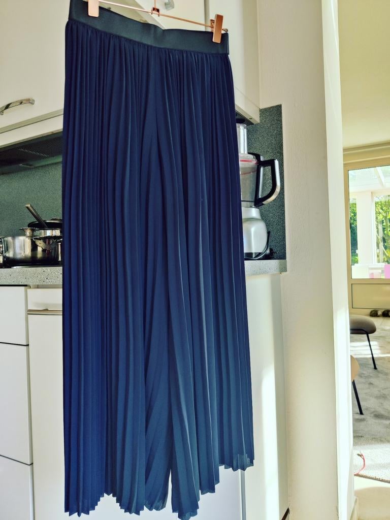 Zara plisse lange broek maat 34 als nieuw, Blauw, Ophalen of Verzenden, Zo goed als nieuw, Maat 34 (XS) of kleiner
