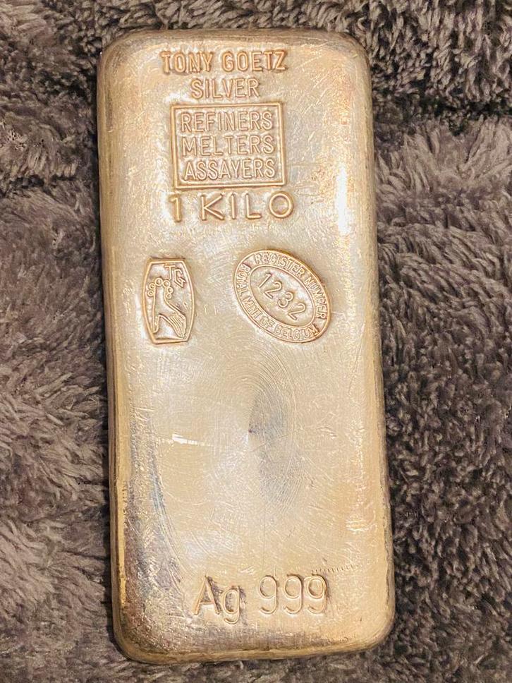 Zilverbaar 1 Kilo Tony Goetz - Puur Zilver (Ag 999), Postzegels en Munten, Edelmetalen en Baren, Zilver, Ophalen of Verzenden