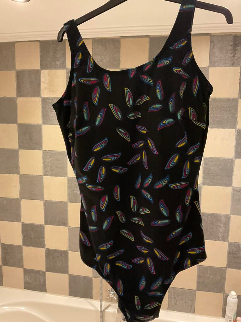 Tweka badpak maat 48, Ophalen of Verzenden, Zo goed als nieuw, Zwart, Badpak