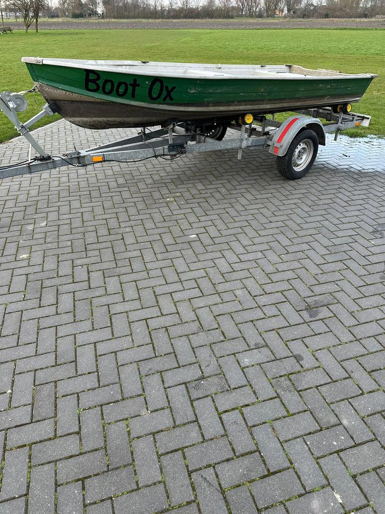Mooie aluminium QuickSilver 410- netjes en vaarklaar, Watersport en Boten, Vis- en Consoleboten, Ophalen, Gebruikt, Aluminium