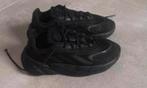 Adidas Ozelia sneakers maat 35 1/2 ZGAN, Adidas, Ophalen of Verzenden, Zo goed als nieuw, Jongen of Meisje