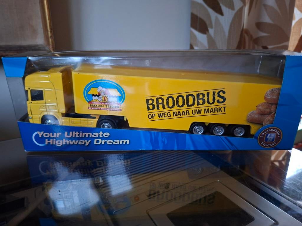 Opruiming modelauto vrachtwagens diverse modellen, Ophalen of Verzenden, Zo goed als nieuw, Bus of Vrachtwagen, Nvt