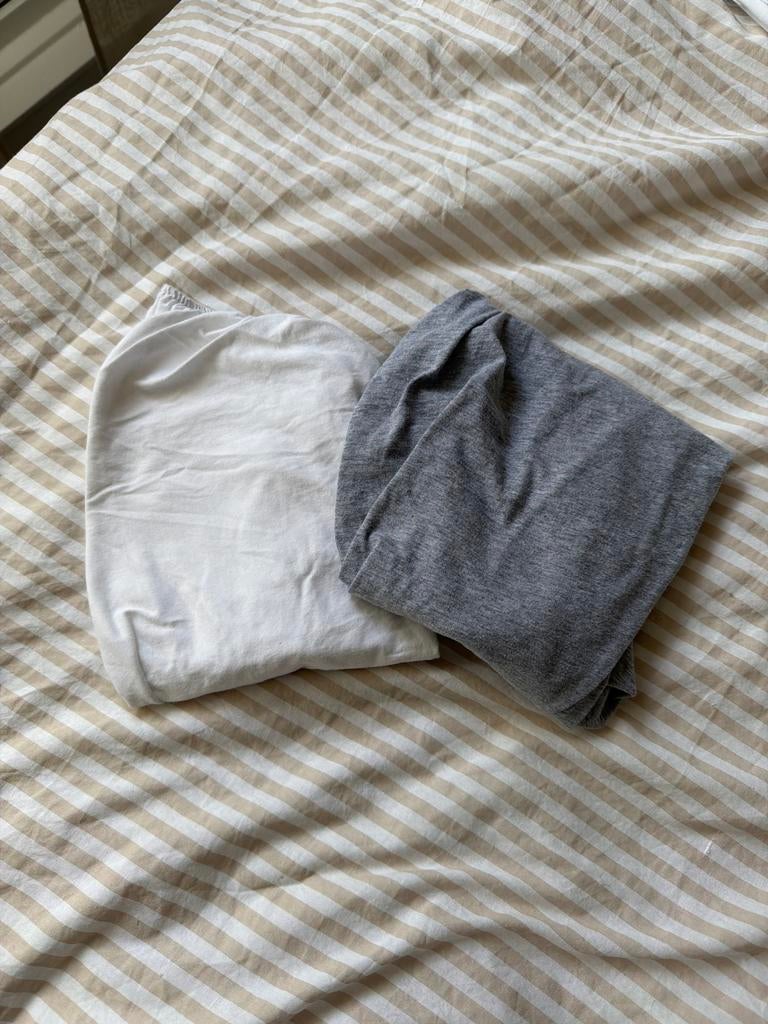 2 Maxicosi Iora cosleep lakentjes, Jongetje of Meisje, Ophalen of Verzenden, Zo goed als nieuw, Wit