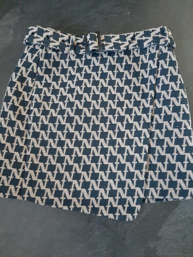 Nikkie rok camel zwart 36, Zwart, Ophalen of Verzenden, Zo goed als nieuw, Maat 36 (S)