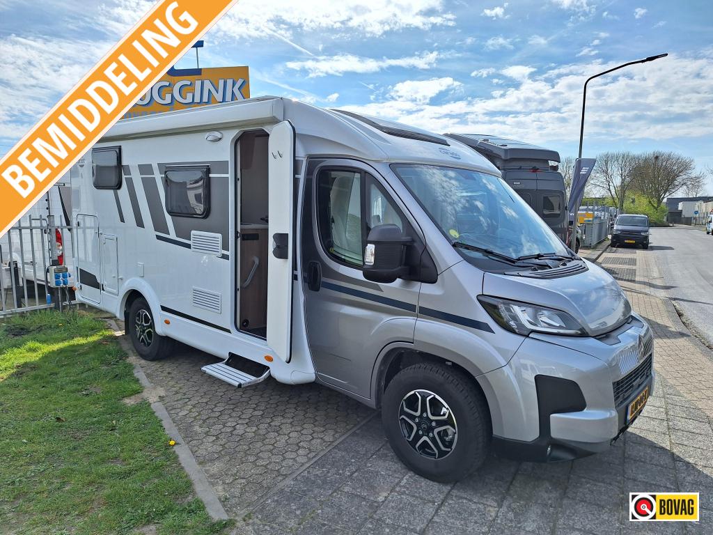 Carado V 337 PRO+ 4-2025 COMPACT-2APARTE BEDDEN NIEUWSTAAT!, Caravans en Kamperen, Campers, Standaard zit, Ringverwarming, Bedrijf