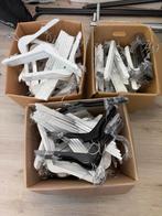 3 DOZEN KLEDINGHANGERS, Ophalen, Zo goed als nieuw, Hout, Volwassenen