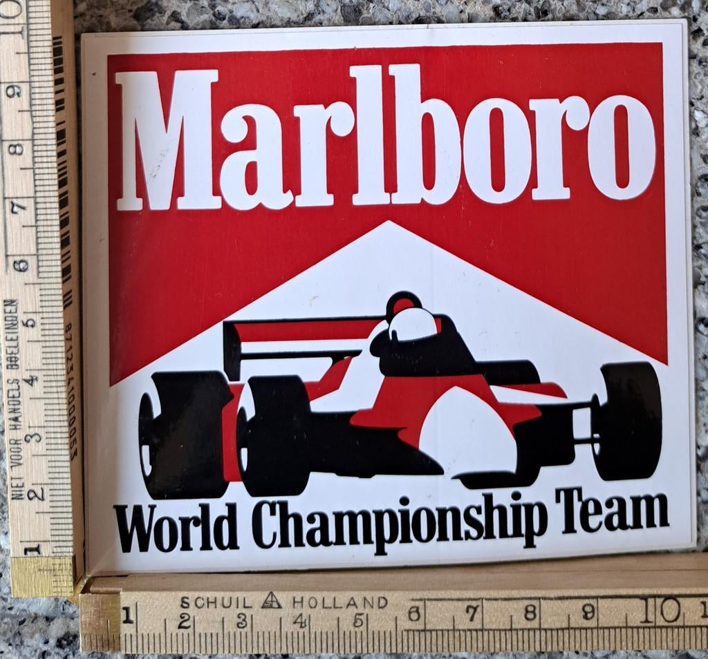 Vintage sticker Marlboro World Championship tabak logo merk, Verzamelen, Ophalen of Verzenden, Zo goed als nieuw
