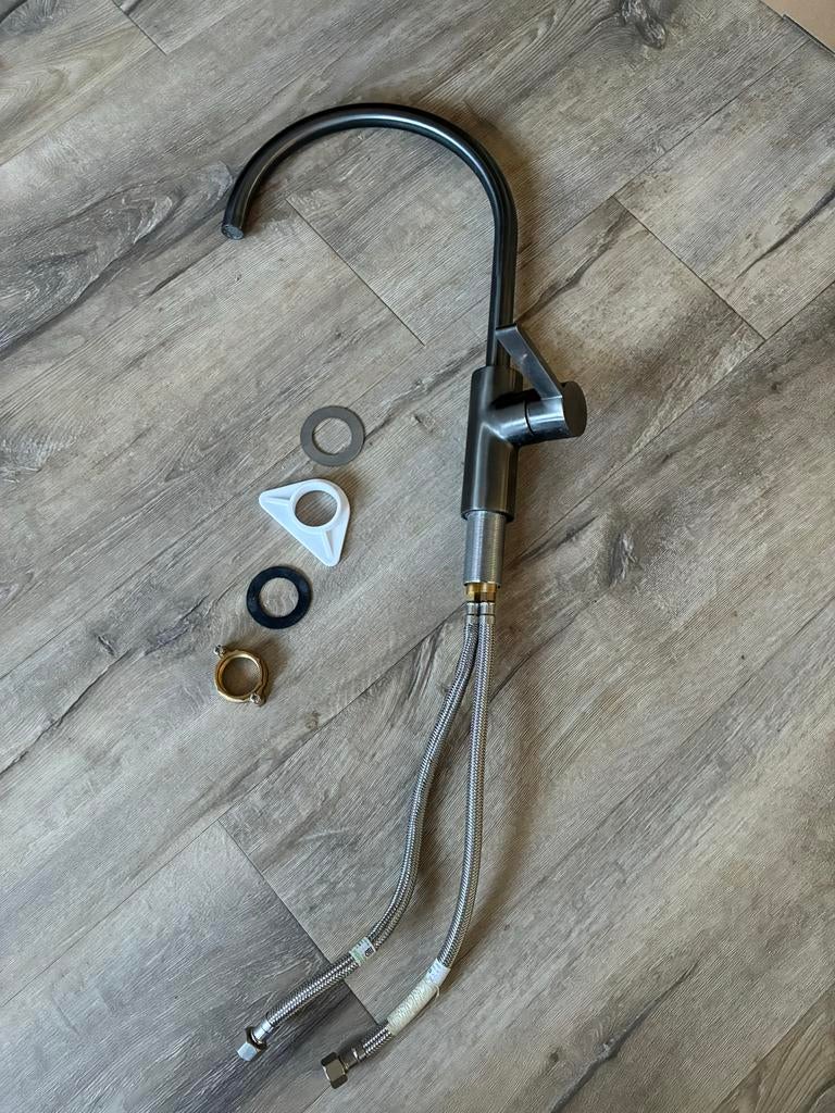 Gunmetal Keukenkraan met Flexibele Slangen, Doe-het-zelf en Verbouw, Sanitair, Ophalen of Verzenden, Zo goed als nieuw, Kraan